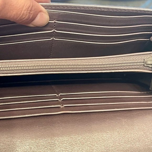 Authentic Gucci Purple Long Wallet with COA - Picture 7 of 9